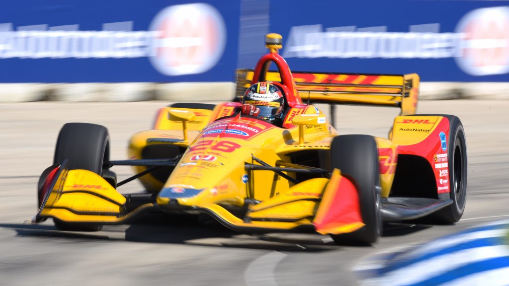 Ryan Hunter-Reay sails through Turn 8 during Race 1 of the Chevrolet Detroit Grand Prix at Belle Isle Park